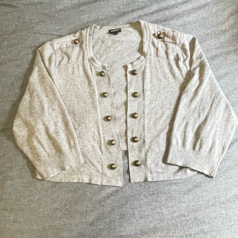 COPY - Cropped military cardigan